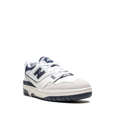550 White/Navy Blue sneakers